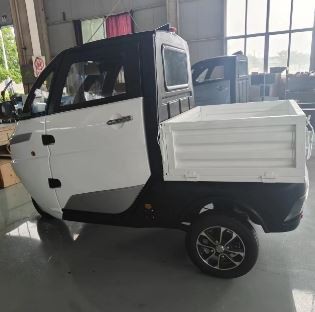 Chinese Manufacturer Micro Electric Pickup Smart Mini Electric Vehicle For Delivery