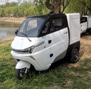 Chinese Manufacturer Micro Electric Pickup Smart Mini Electric Vehicle For Delivery
