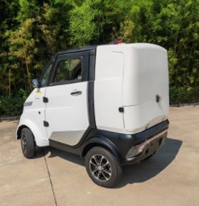 Myydään kiinalainen sähkökäyttöinen miniauto